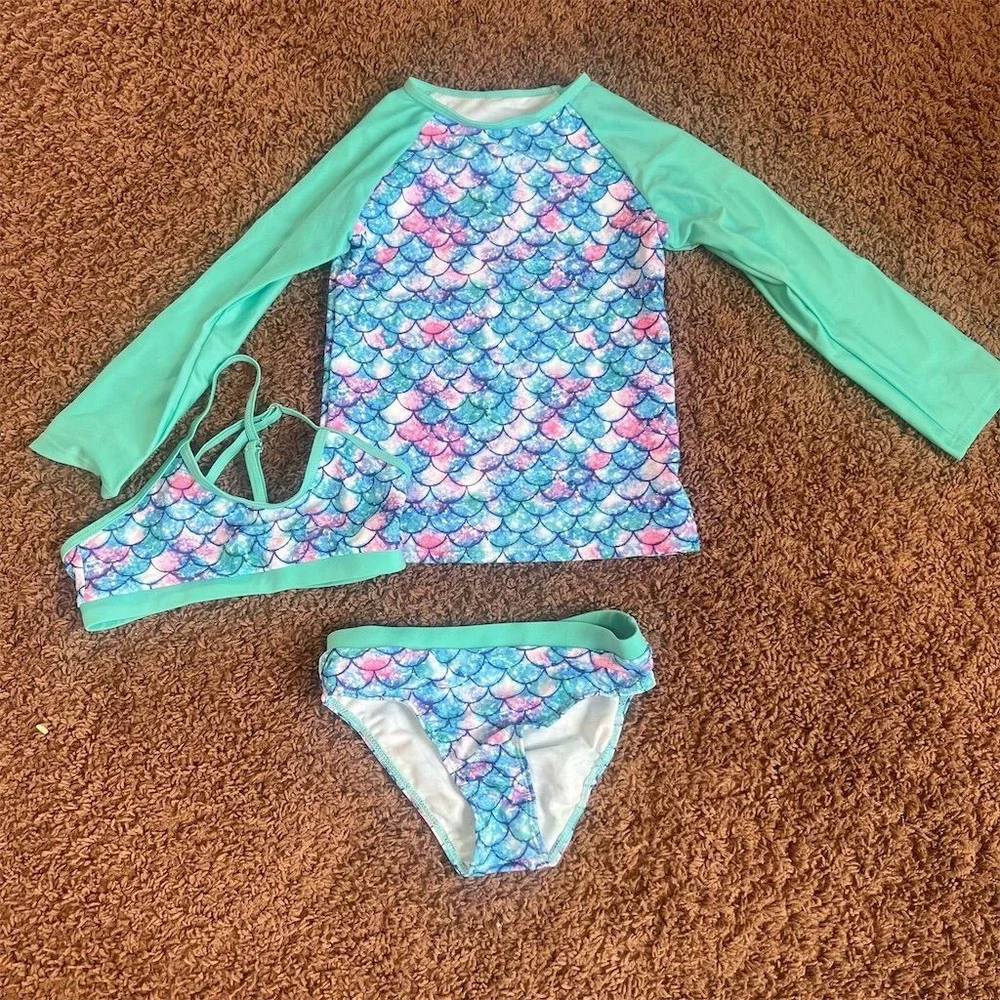 Unbranded‎ Girls' 3-Piece Fish Scales Rash Guard Swimsuit Set Size 7T NWOT